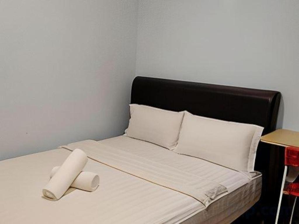 Hotel Zamburger Enstek Sepang Ngoại thất bức ảnh